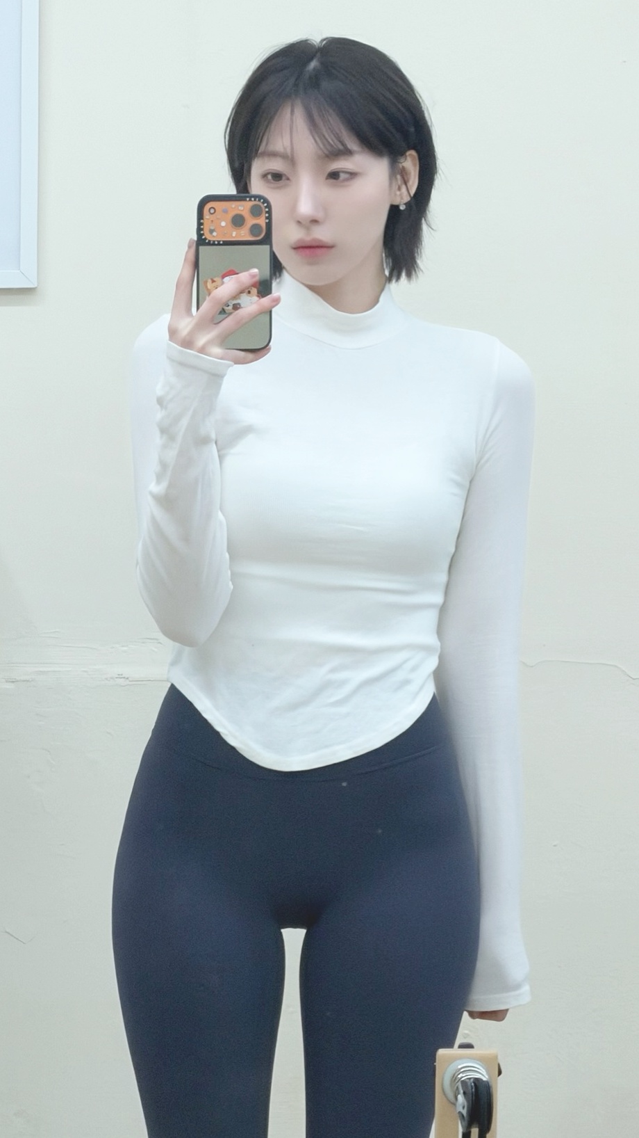 레깅스 입고 셀카...치어리더 하지원 Y존 꿀벅지 왕골반