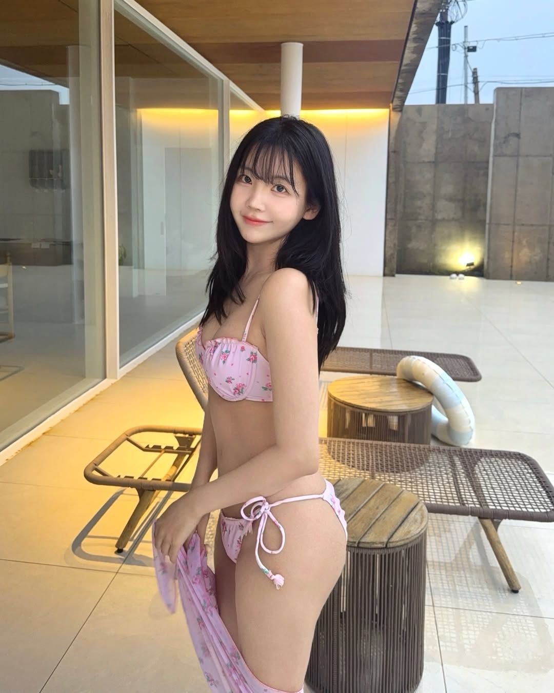 애프터스쿨 레이나 브라팬티급 역대급 야한 핑크 비키니 몸매